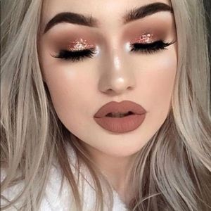 STILA Shimmer & Glow Liquid Eyeshadow PIGALLE